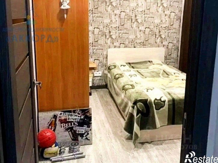 2-комн квартира улица Ильи Мухачева, 230/1,  д. 230/1