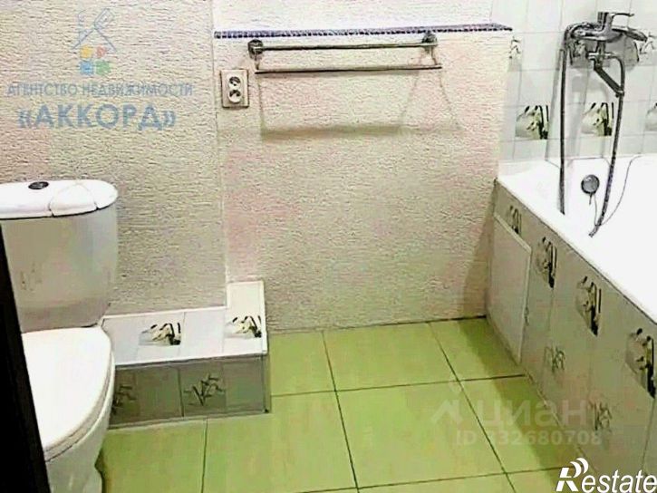 2-комн квартира улица Ильи Мухачева, 230/1,  д. 230/1