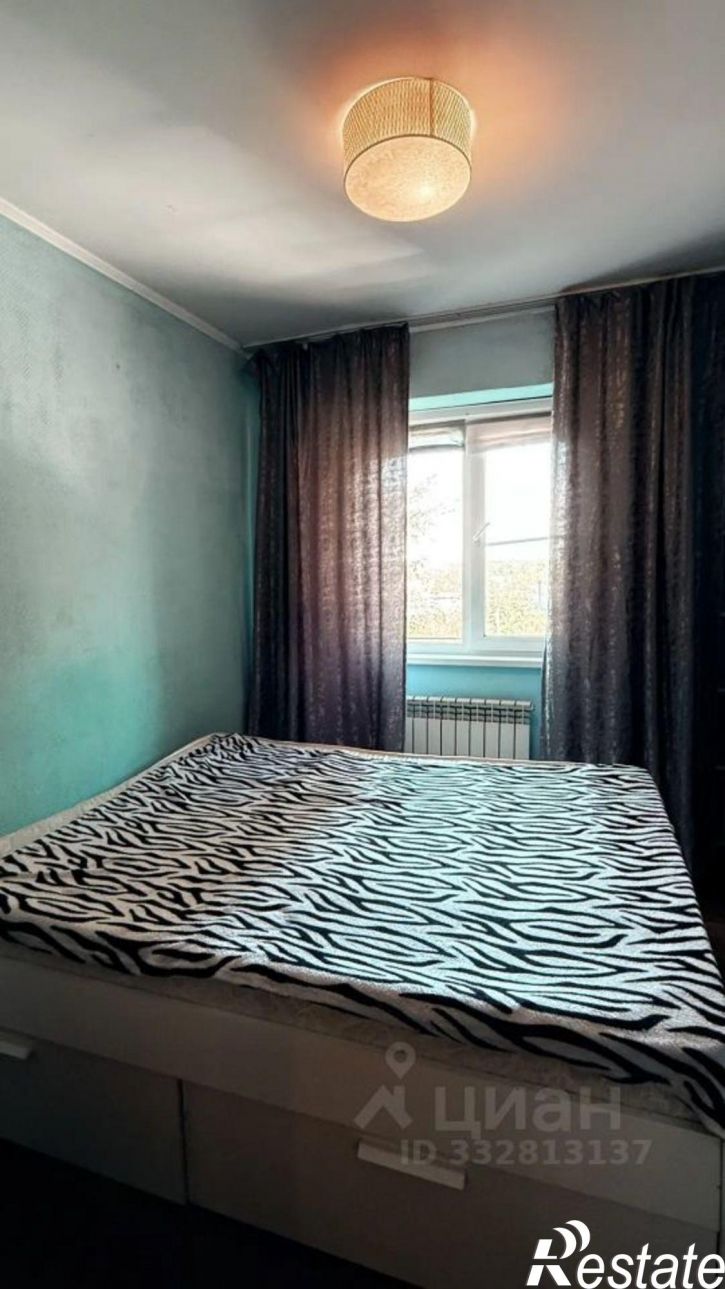 3-комн квартира улица Льнокомбинат, 15Е,  д. 15Е