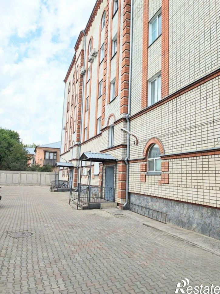 4-комн квартира пер Романа Гилёва, 15/1,  д. 15/1