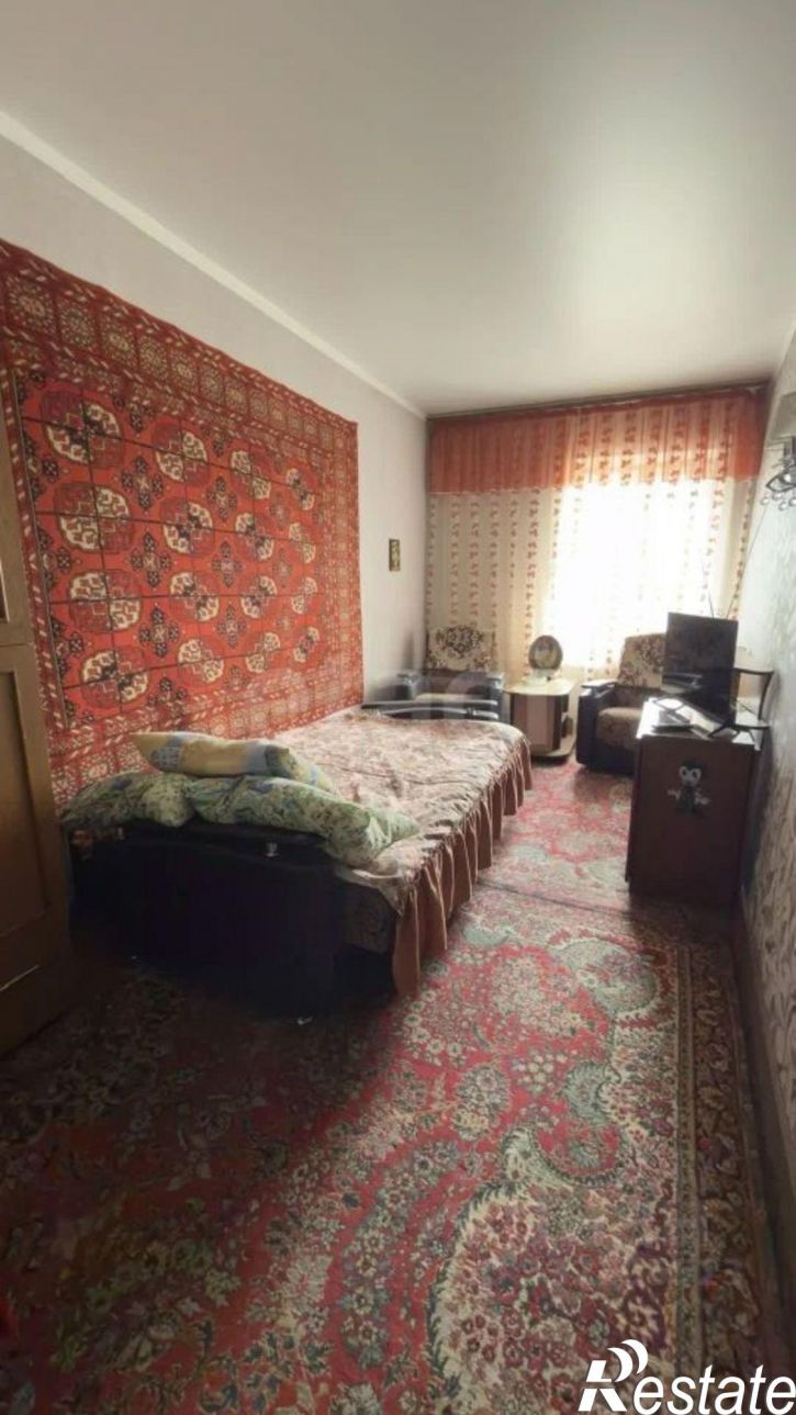 3-комн квартира улица Александра Матросова, 59,  д. 59
