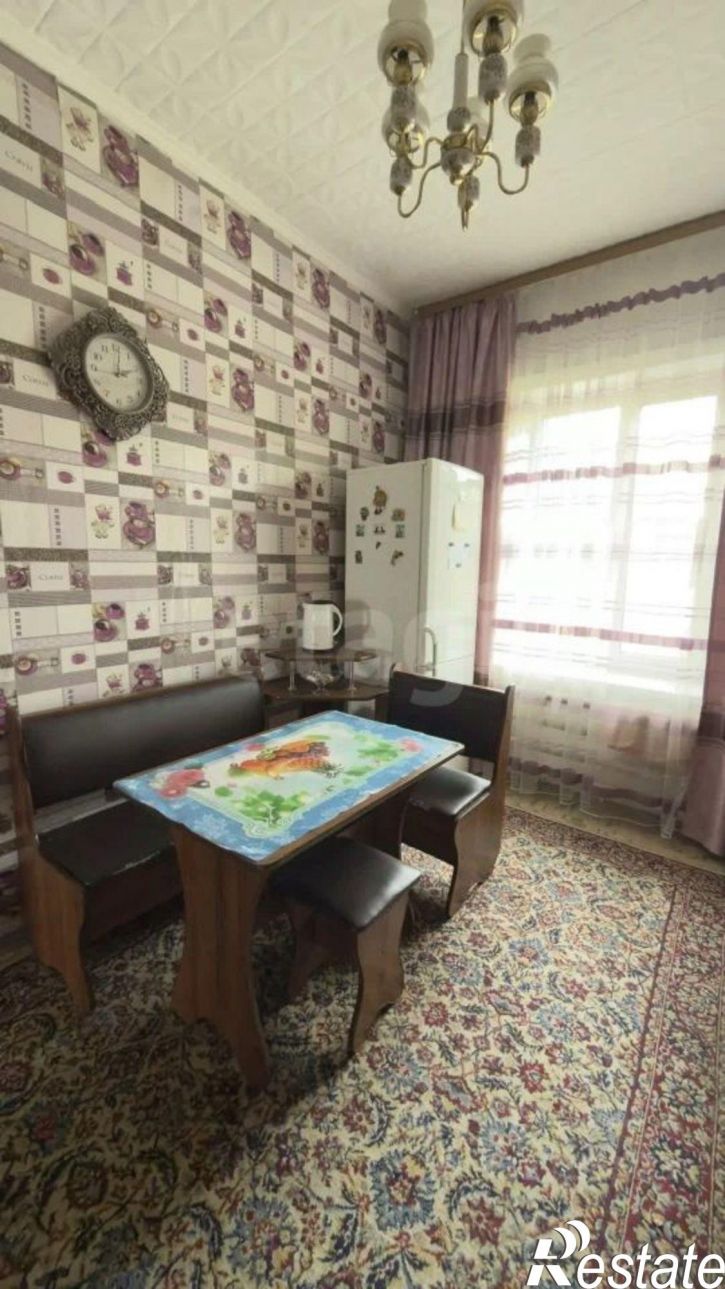 3-комн квартира улица Александра Матросова, 59,  д. 59