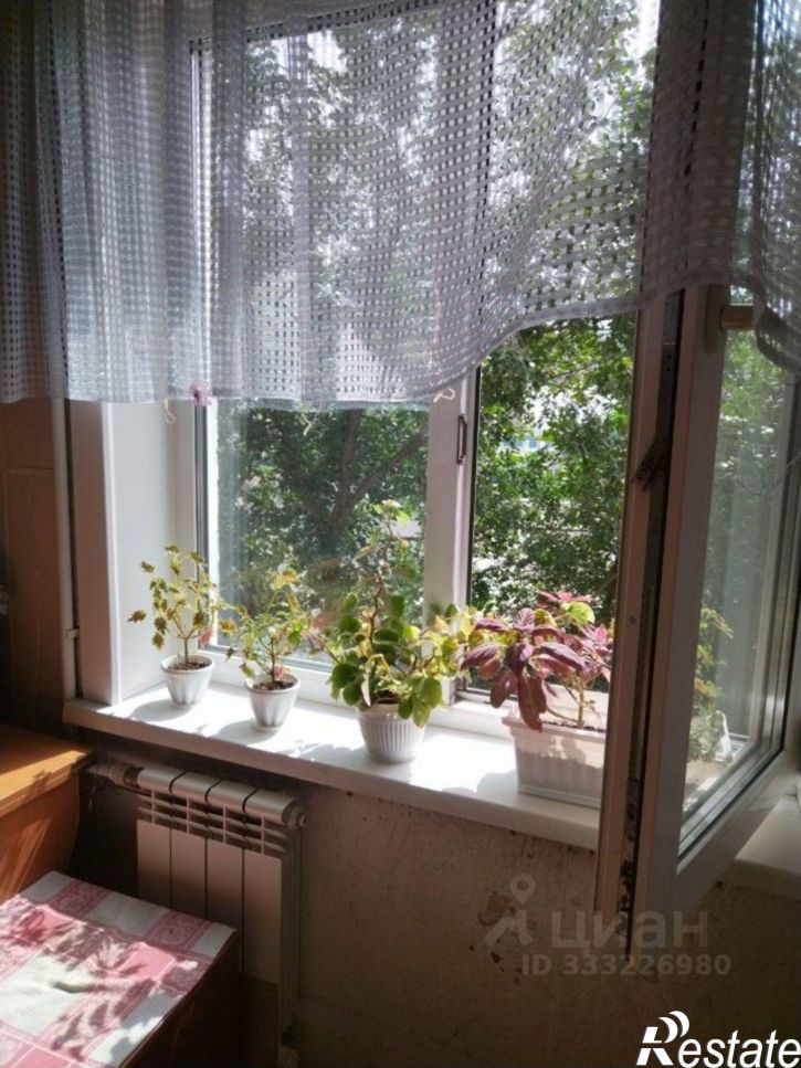 2-комн квартира ул Стахановская, 3,  д. 3