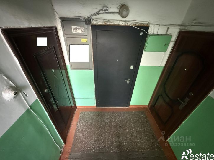 2-комн квартира улица Вали Максимовой, 1,  д. 1