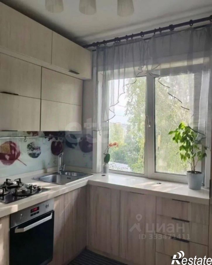 3-комн квартира ул Петра Мерлина, 15,  д. 15