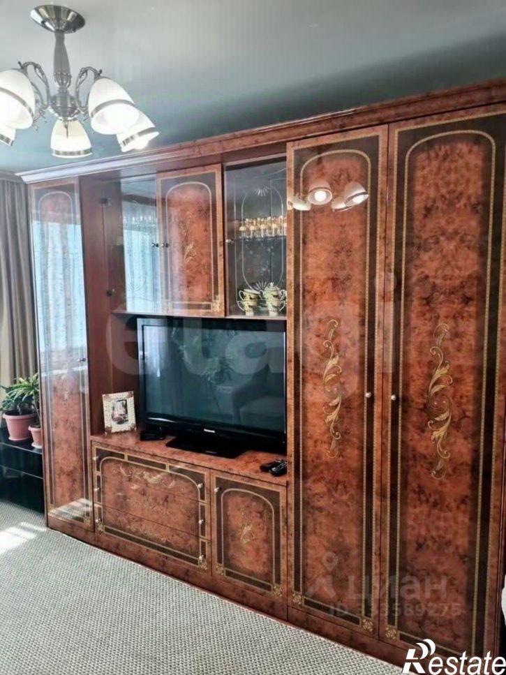 3-комн квартира ул Петра Мерлина, 20,  д. 20