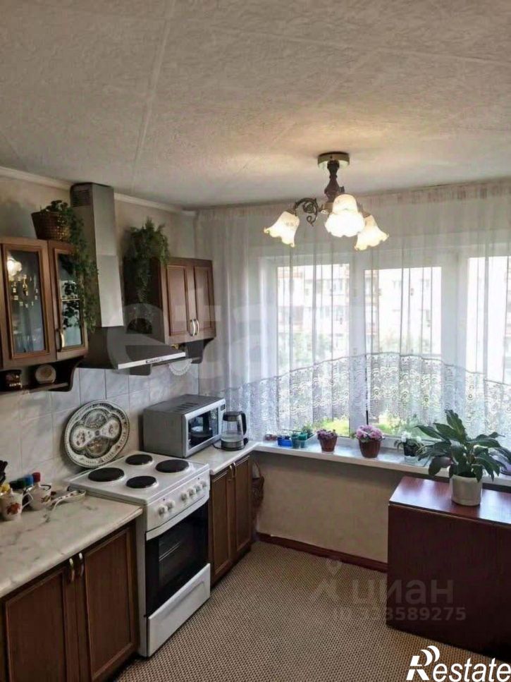3-комн квартира ул Петра Мерлина, 20,  д. 20