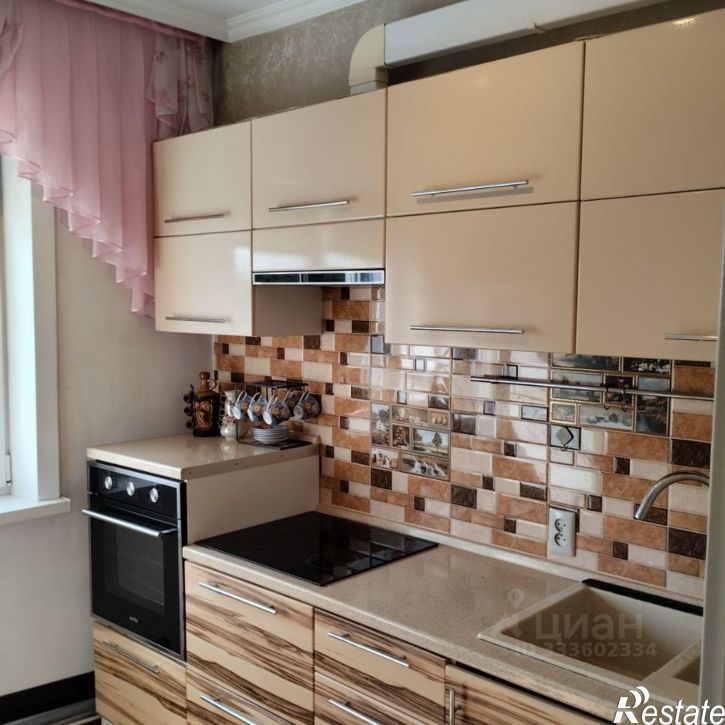 2-комн квартира Ударная улица, 85,  д. 85