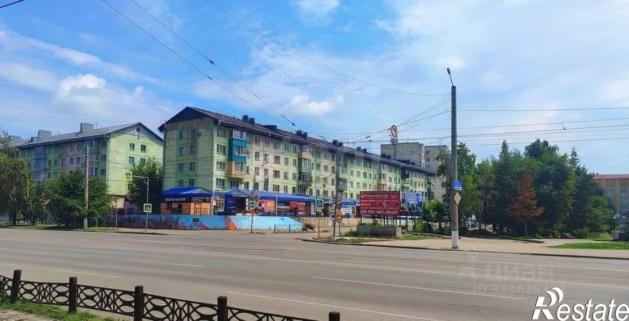 Купить торговое помещение за 84 975 800 рублей на улица Ленина, 246
