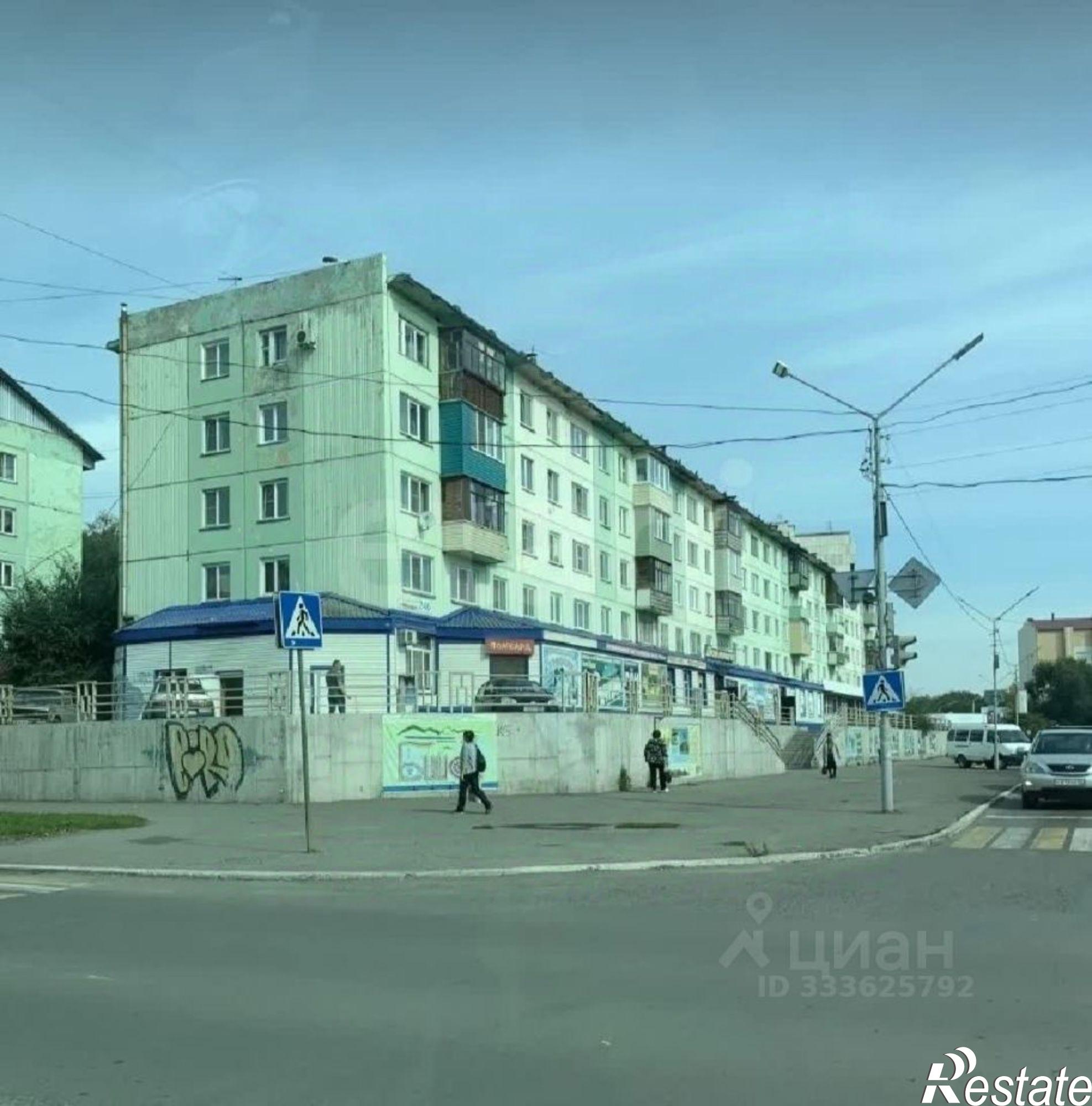 Купить торговое помещение за 84 975 800 рублей на улица Ленина, 246
