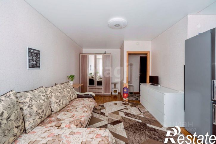 2-комн квартира улица Георгия Прибыткова, 10/1,  д. 10/1