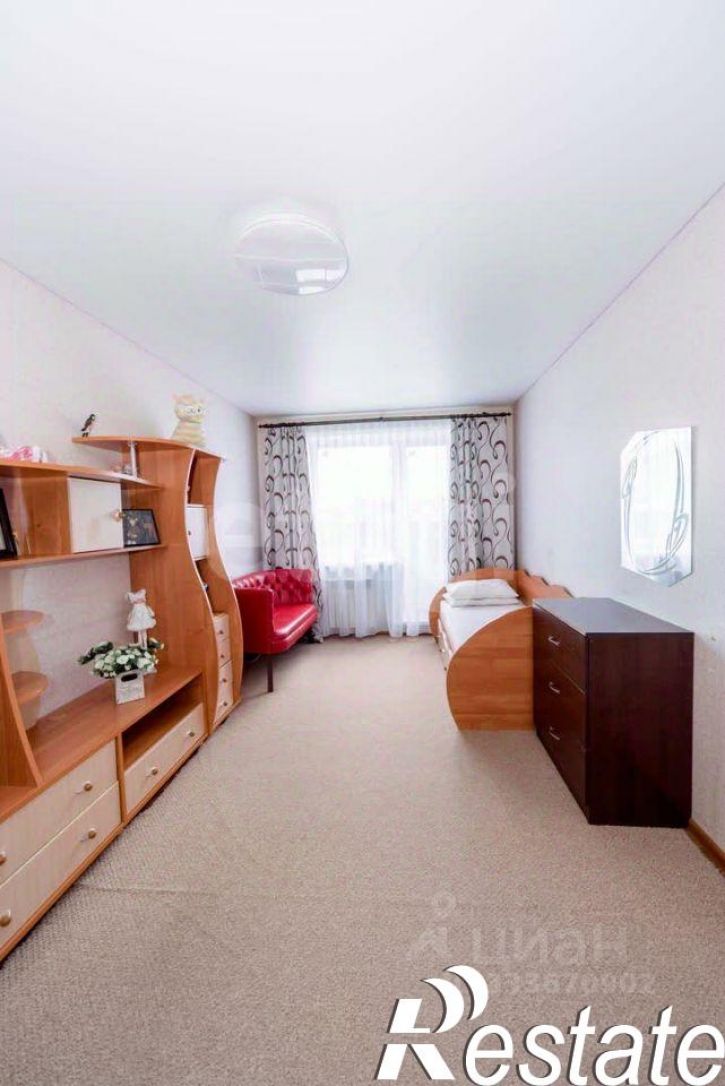2-комн квартира улица Георгия Прибыткова, 10/1,  д. 10/1