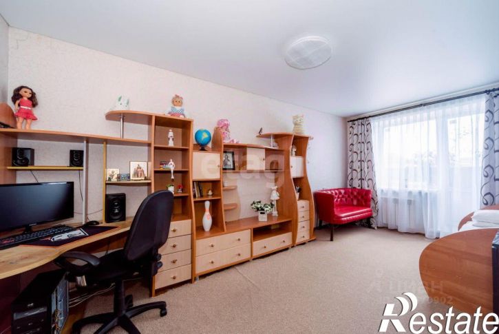 2-комн квартира улица Георгия Прибыткова, 10/1,  д. 10/1