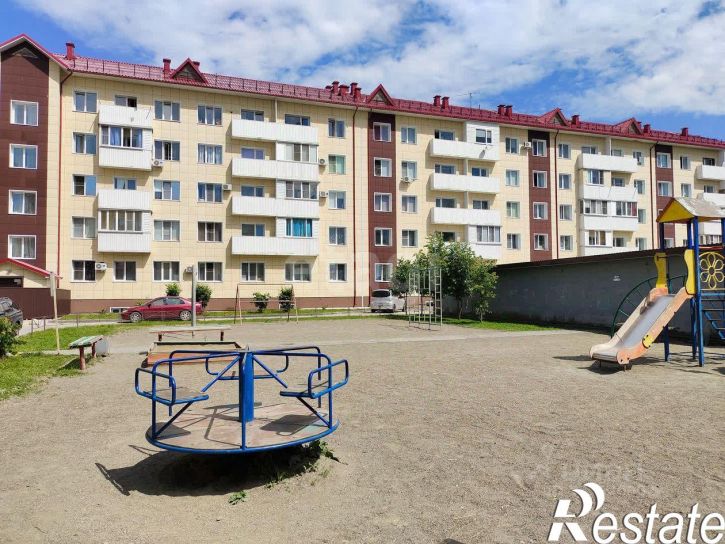 2-комн квартира улица Георгия Прибыткова, 10/1,  д. 10/1