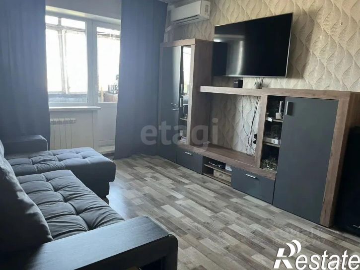 2-комн квартира Ленинградская улица, 57,  д. 57