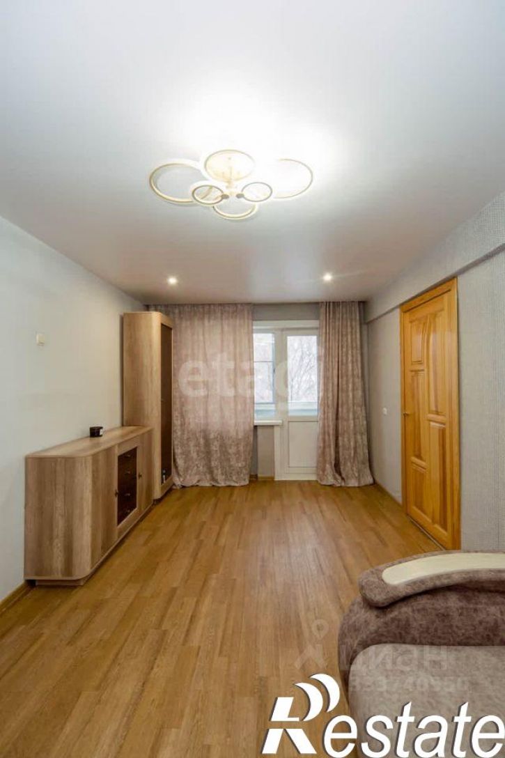 2-комн квартира улица Александра Матросова, 75,  д. 75