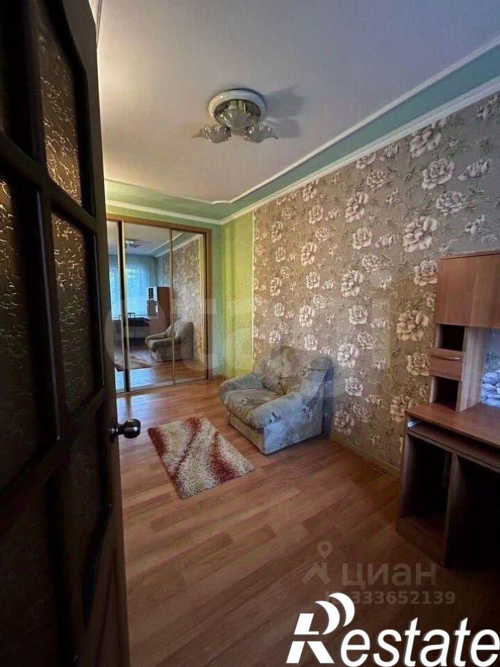 3-комн квартира улица Виктора Петрова, 35,  д. 35