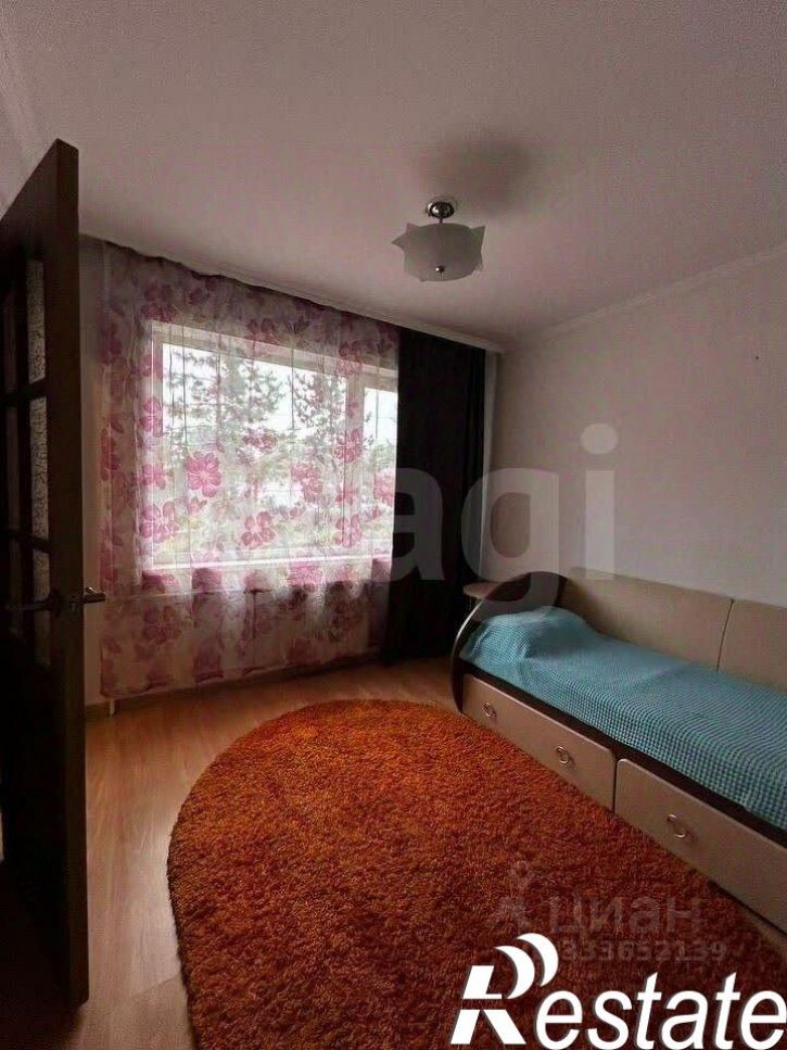 3-комн квартира улица Виктора Петрова, 35,  д. 35