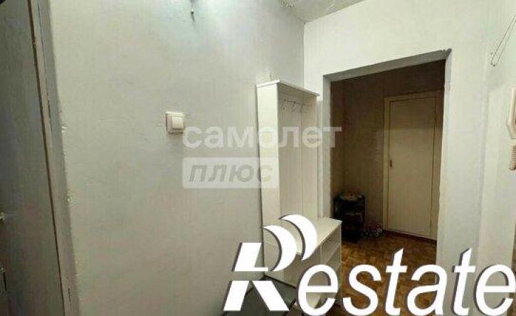 2-комн квартира улица 8 Марта, 15,  д. 15