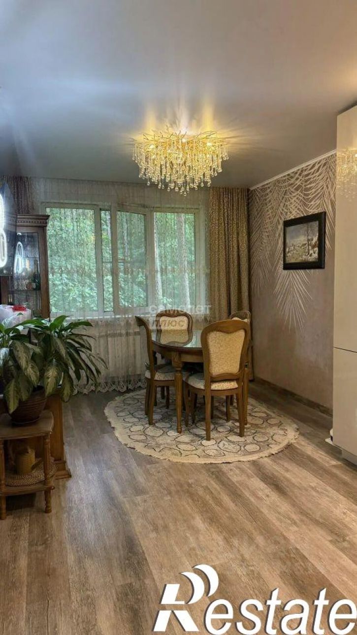 3-комн квартира улица Георгия Прибыткова, 2/2,  д. 2/2