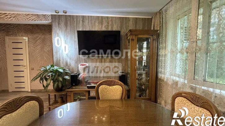 3-комн квартира улица Георгия Прибыткова, 2/2,  д. 2/2