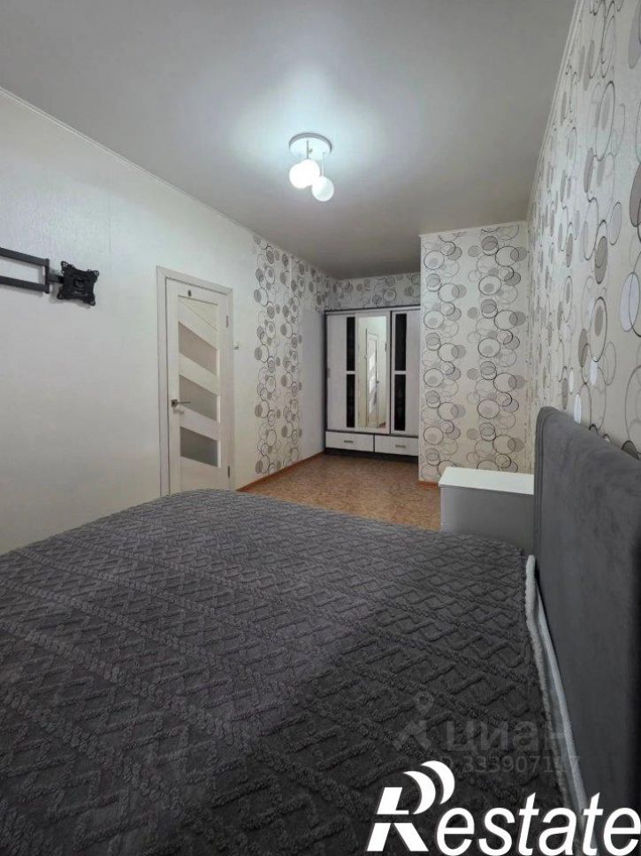 2-комн квартира улица Емельяна Пугачёва, 15,  д. 15