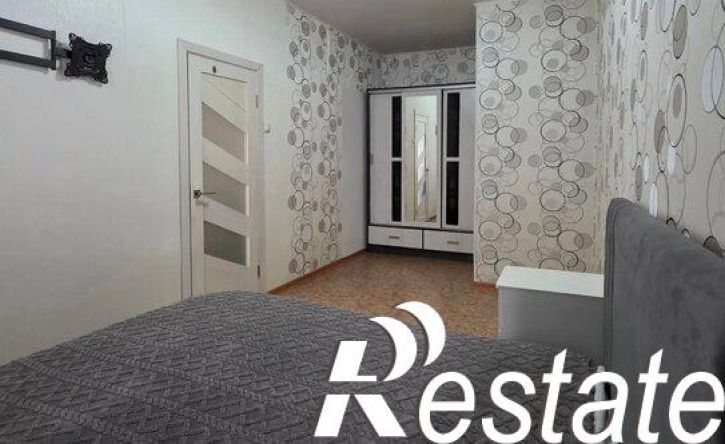 2-комн квартира улица Емельяна Пугачёва, 15,  д. 15