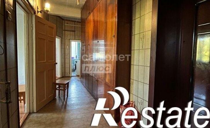 3-комн квартира улица Вали Максимовой, 58В,  д. 58В