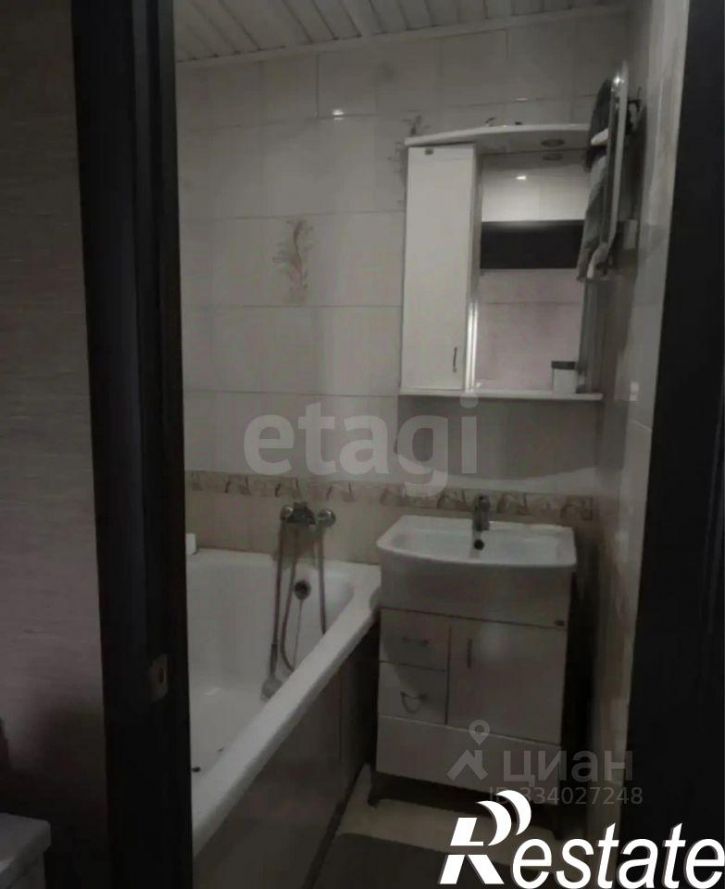 3-комн квартира Ленинградская улица, 80,  д. 80