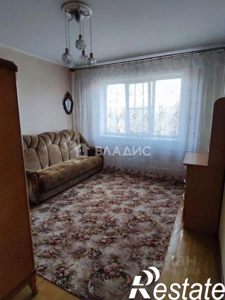 2-комн квартира улица Владимира Короленко, 27,  д. 27