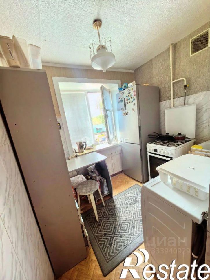 2-комн квартира улица Ильи Репина, 10,  д. 10