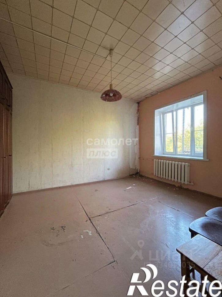 3-комн квартира улица Вали Максимовой, 58В,  д. 58В