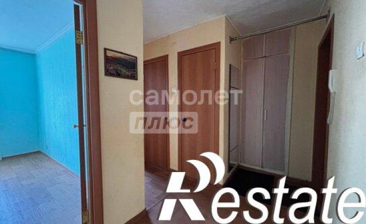 3-комн квартира Ударная улица, 27,  д. 27