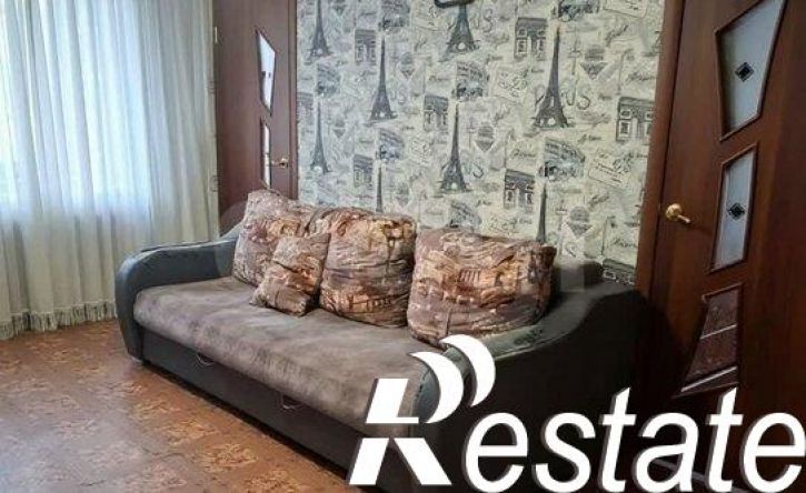 3-комн квартира улица Льнокомбинат, 83,  д. 83