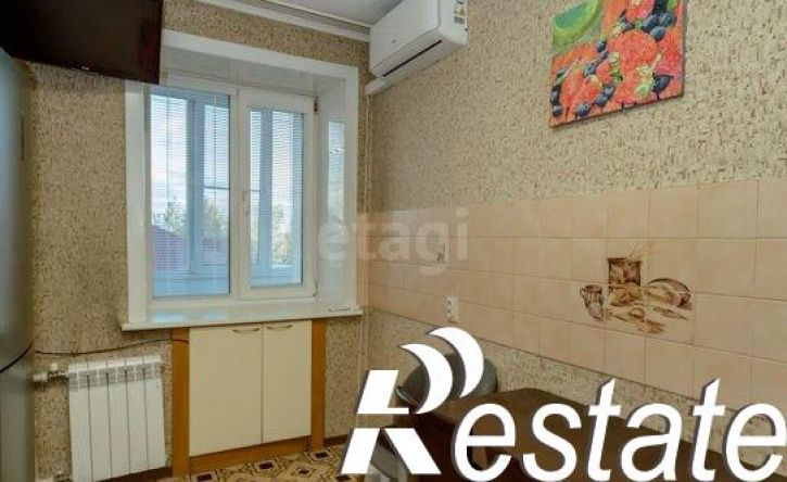 3-комн квартира улица Виктора Петрова, 12,  д. 12