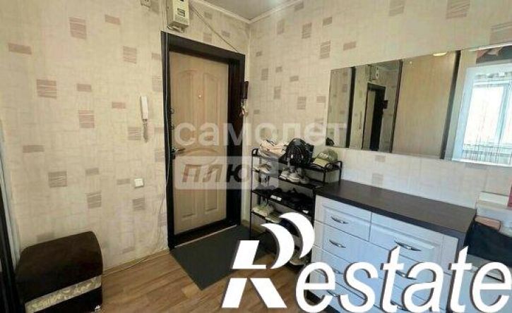2-комн квартира улица имени Героя Советского Союза Красильникова, 227/1,  д. 227/1
