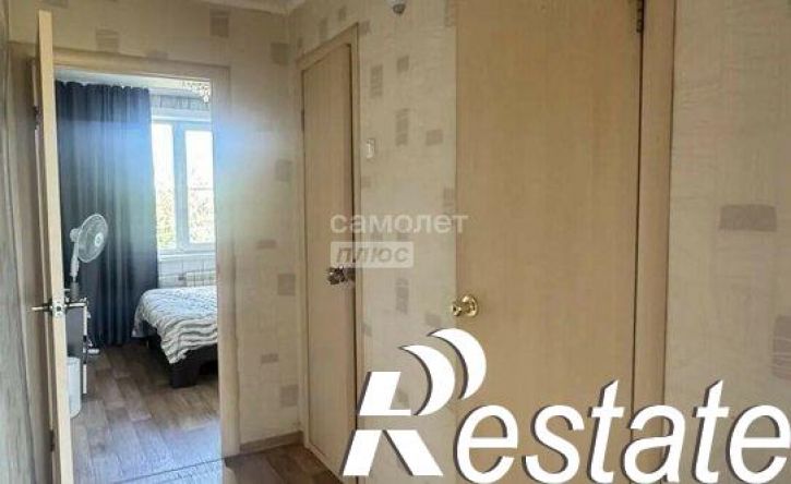 2-комн квартира улица имени Героя Советского Союза Красильникова, 227/1,  д. 227/1
