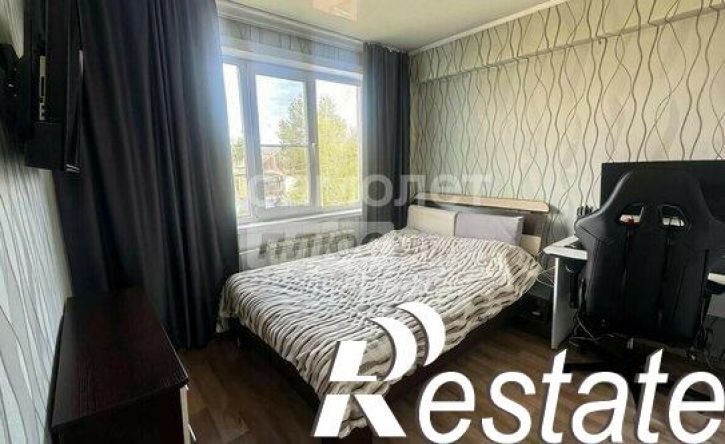 2-комн квартира улица имени Героя Советского Союза Красильникова, 227/1,  д. 227/1