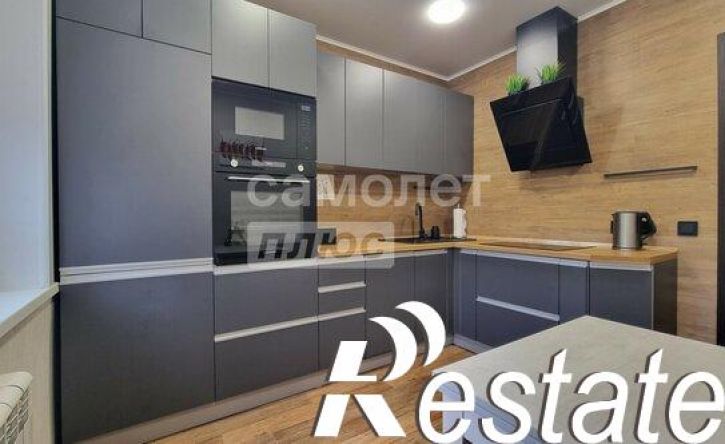 3-комн квартира улица Ильи Мухачева, 248,  д. 248