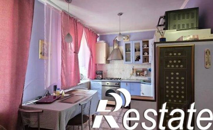 3-комн квартира Коммунарский переулок, 27,  д. 27
