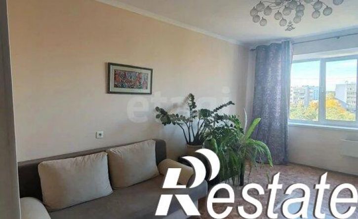 3-комн квартира улица Декабристов, 8,  д. 8