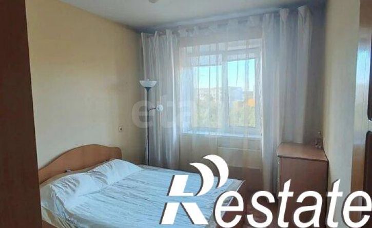 3-комн квартира улица Декабристов, 8,  д. 8