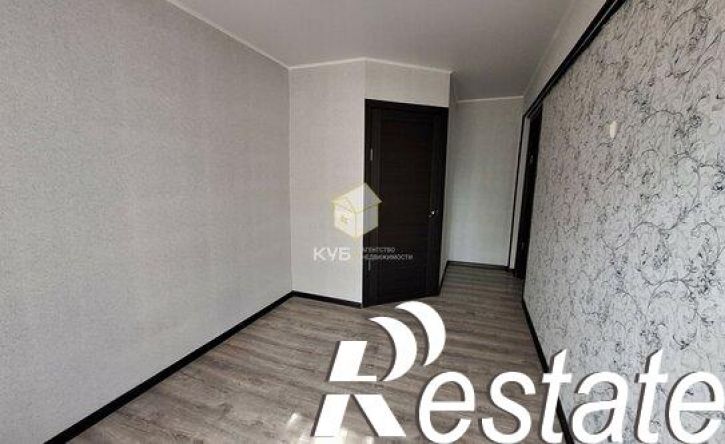 2-комн квартира улица Александра Радищева, 8,  д. 8