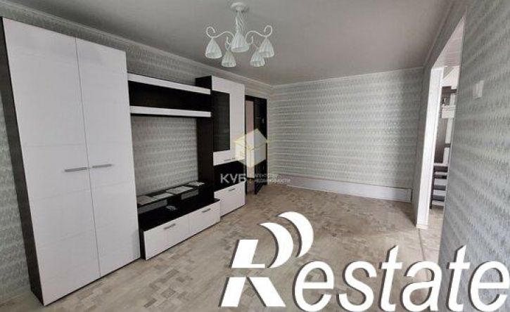 2-комн квартира улица Александра Радищева, 8,  д. 8