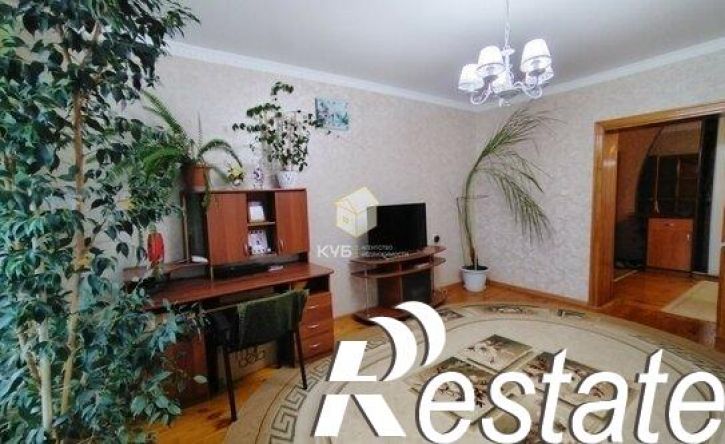 4-комн квартира улица Захара Двойных, 9,  д. 9
