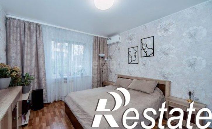 2-комн квартира Ленинградская улица, 37,  д. 37