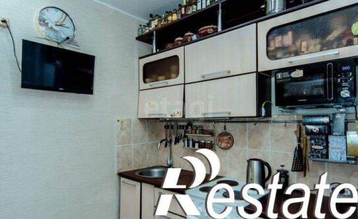 2-комн квартира Ленинградская улица, 37,  д. 37